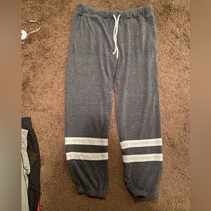 Women’s super soft loungers. XL